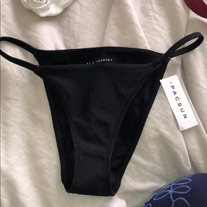 Ribbed Black triangle bikini bottoms!